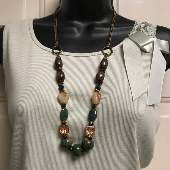 Gemstone Necklace Bohemian Necklace Agate Stone Wood Crystal Necklace Handmade - Picture 9 of 11